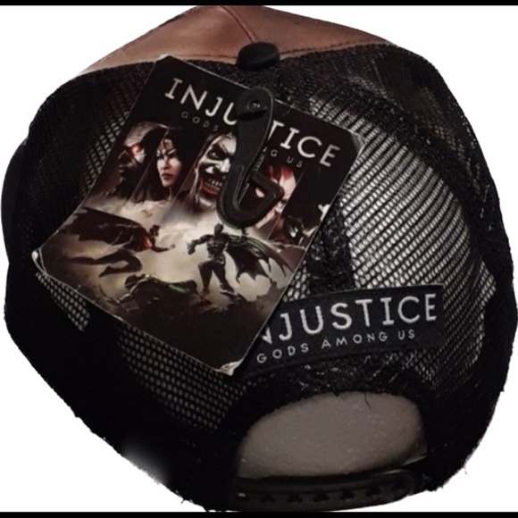 Injustice Gods Among Us Hat NWT - Picture 3 of 6